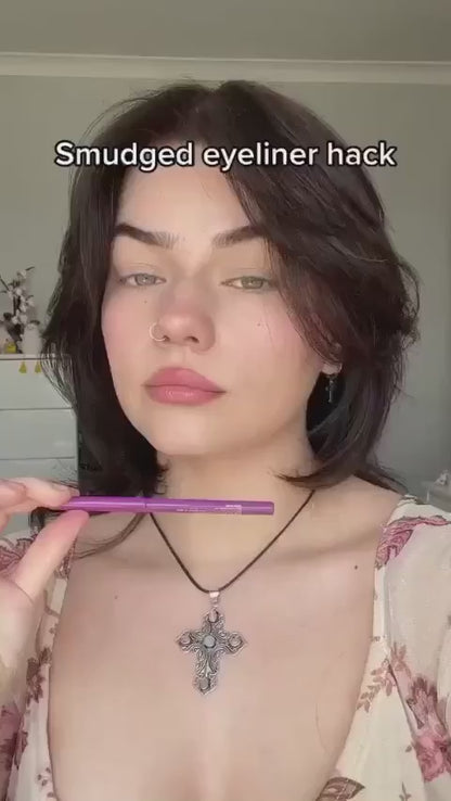 Gel Colored Eyeliner (White)